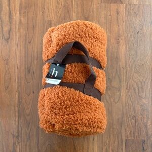 Cozy Orange Throw Blanket